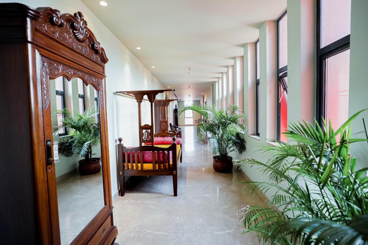 Gulab Kothi By Royal Orchid Hotels Limited Benares Buitenkant foto
