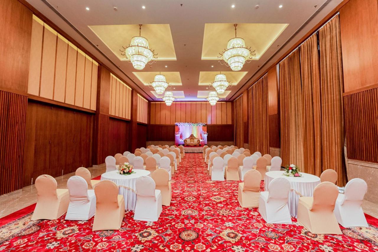 Gulab Kothi By Royal Orchid Hotels Limited Benares Buitenkant foto