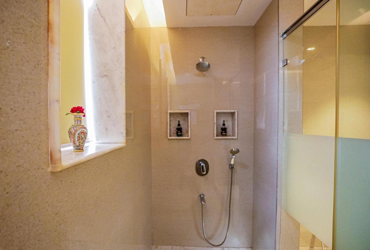 Gulab Kothi By Royal Orchid Hotels Limited Benares Buitenkant foto