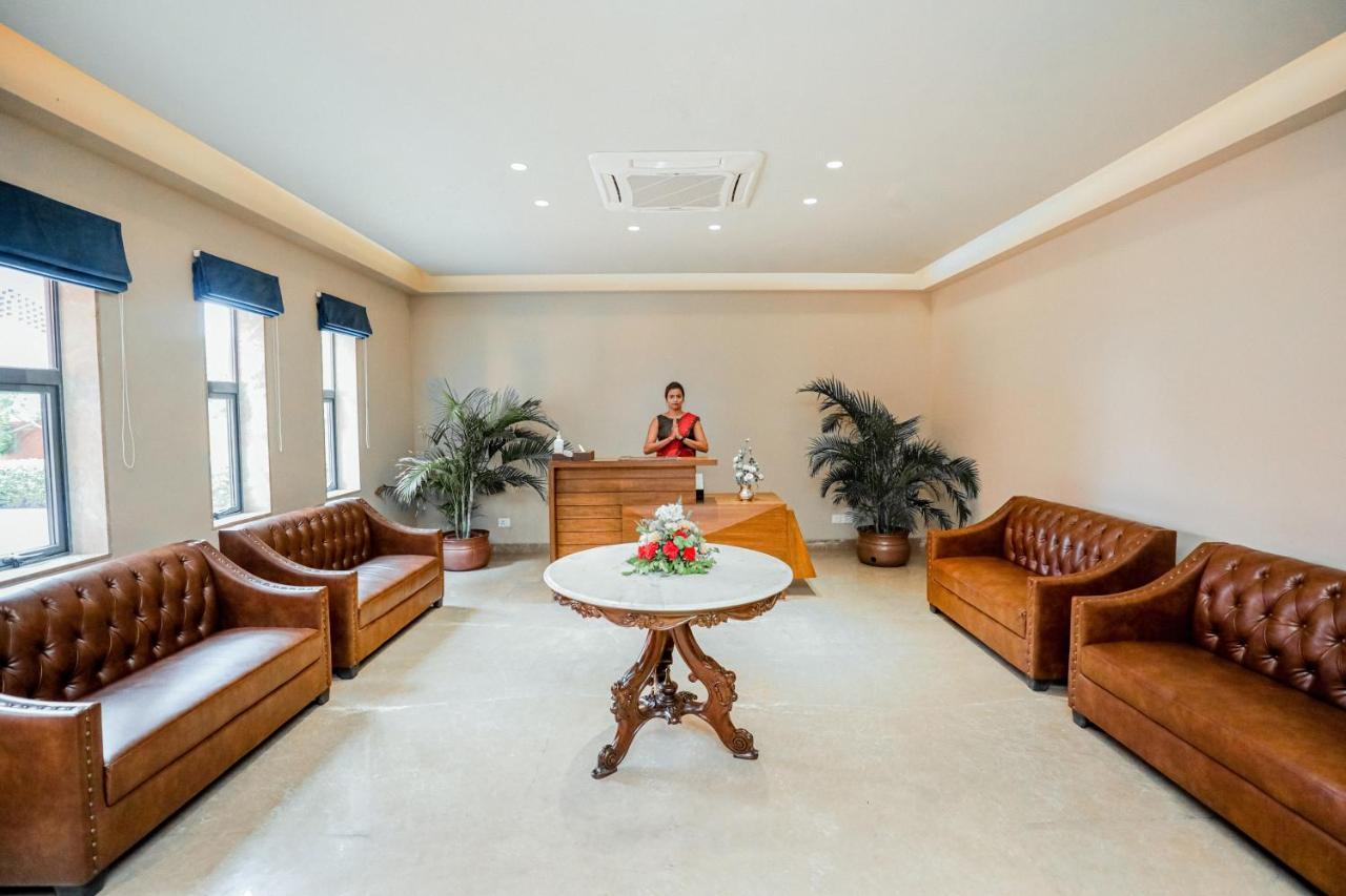 Gulab Kothi By Royal Orchid Hotels Limited Benares Buitenkant foto