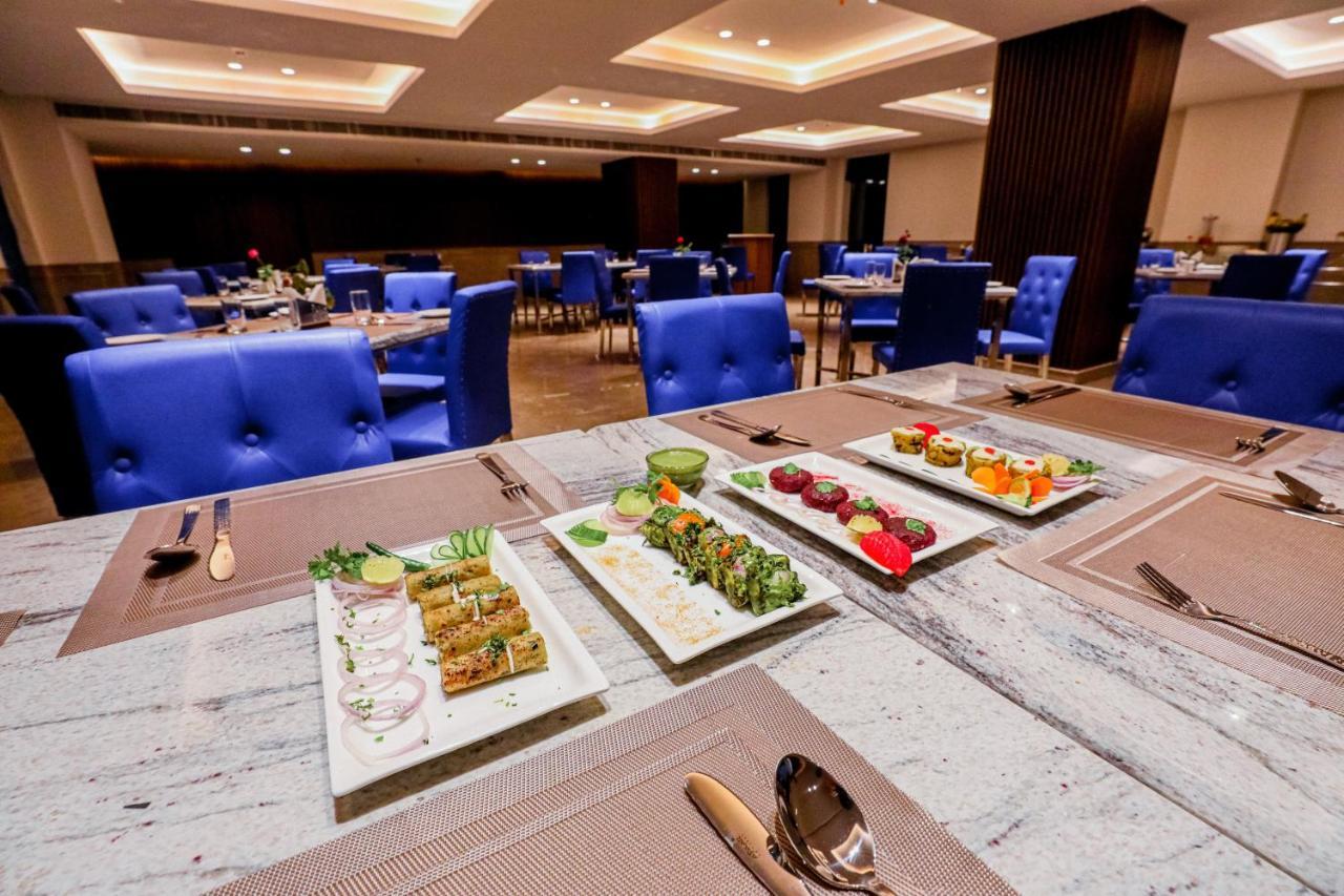 Gulab Kothi By Royal Orchid Hotels Limited Benares Buitenkant foto